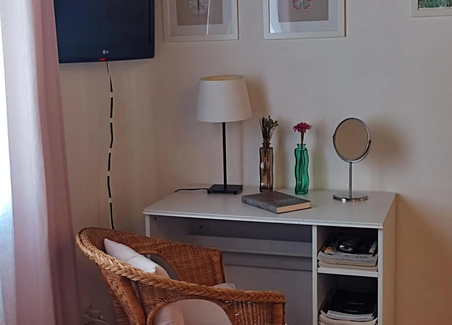 Apartment Ferienwohnung In Palermo Mit Moeblierter Terrasse