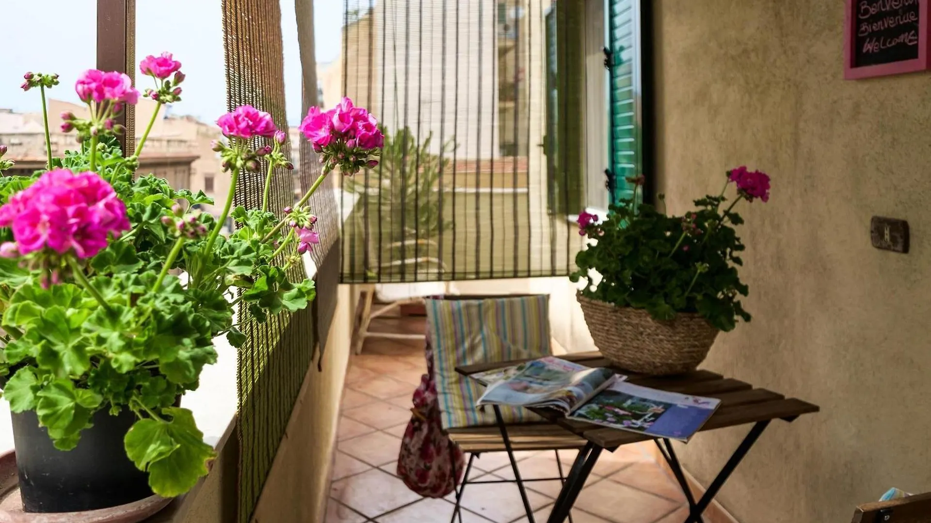 Ferienwohnung In Palermo Mit Moeblierter Terrasse 0*,  Italy